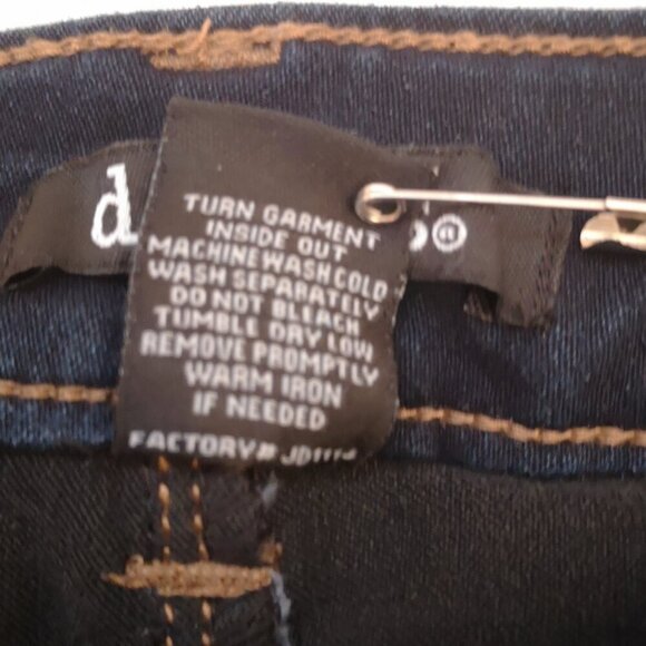 d. Jeans Ladies Dark Wash Size 6 Slim Leg Denim Jeans - Picture 6 of 11